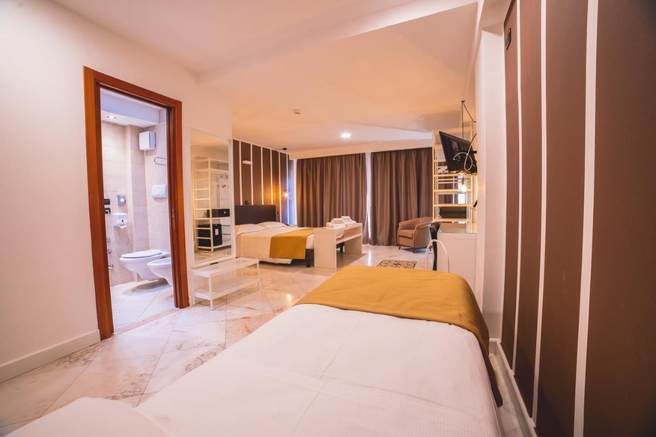 Hotel Continental Reggio di Calabria Bagian luar foto