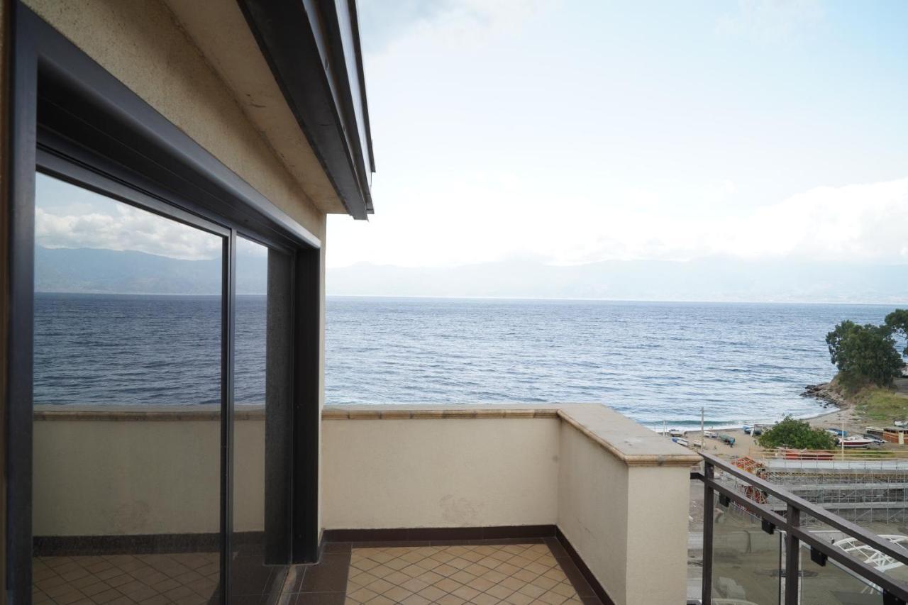 Hotel Continental Reggio di Calabria Bagian luar foto